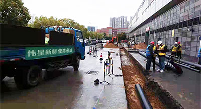 壹号平台官网新材捐赠PP-R、PVC等管材管件助力合肥方舱医院建设！